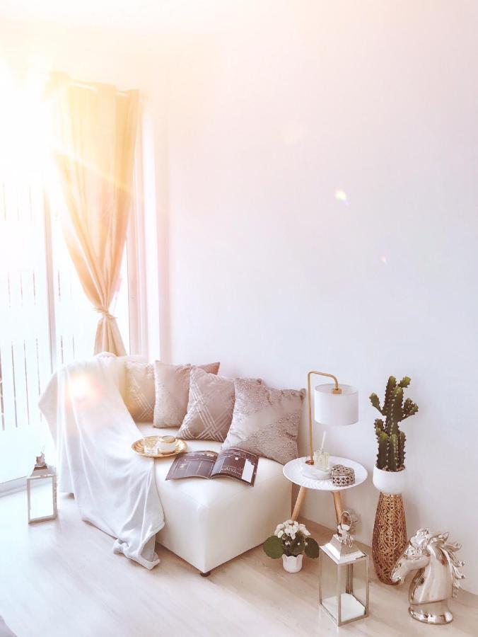 Aora Boutique Hotel Ekkamai Bangkok Exteriör bild
