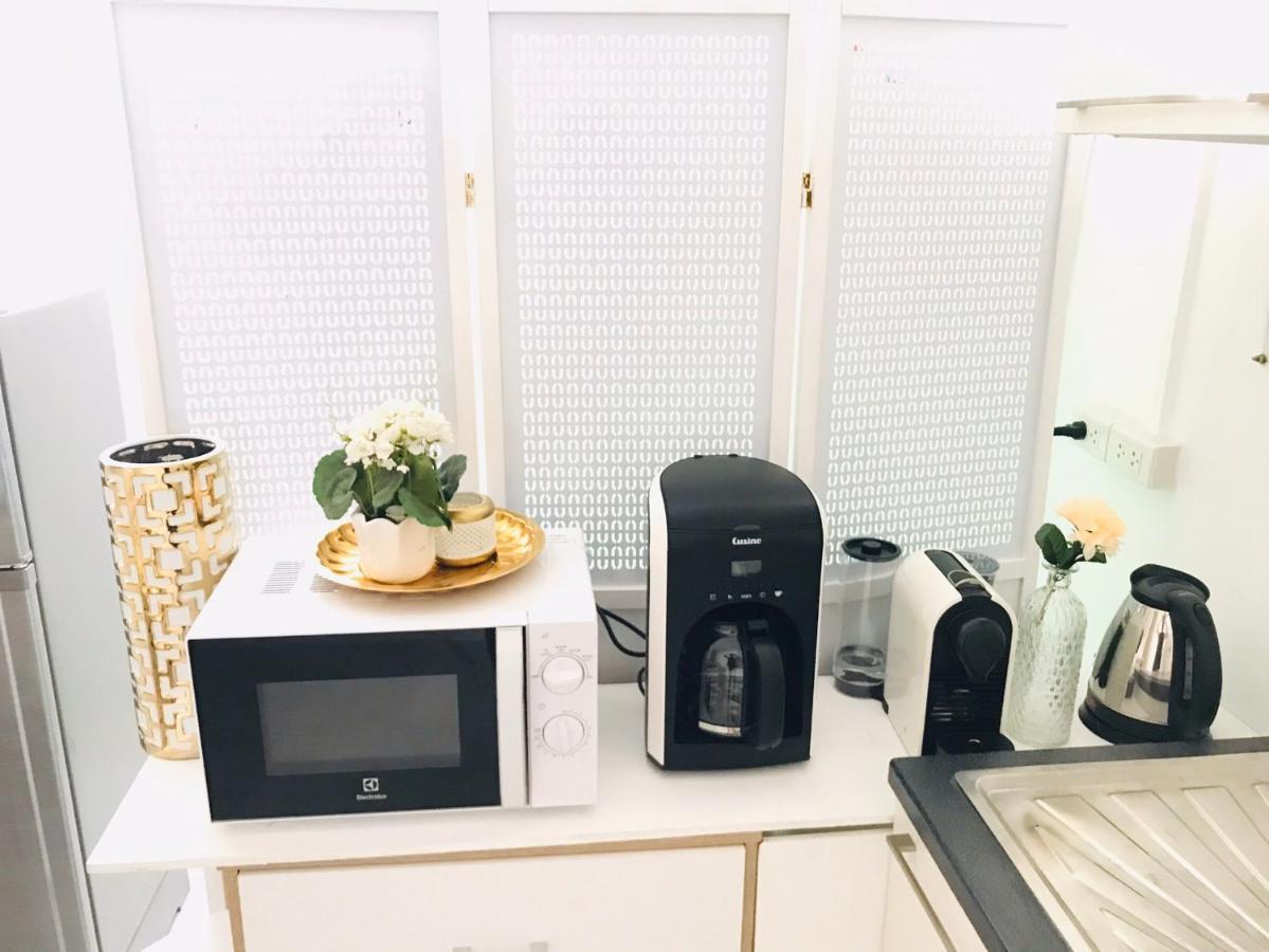 Aora Boutique Hotel Ekkamai Bangkok Exteriör bild